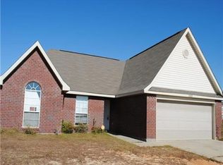 2309 Paula Cir, Ocean Springs, MS 39564