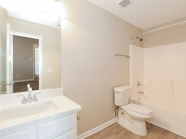 1052 Navaho Trl — Photo 17