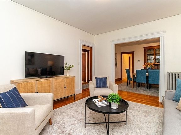 3rd image of 3 Clayton St Unit 3