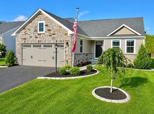 1031 Rohan Ct, Claridge, PA 15623