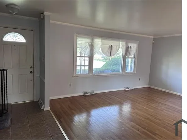 6402 Woodland Ave, Pennsauken, NJ 08110