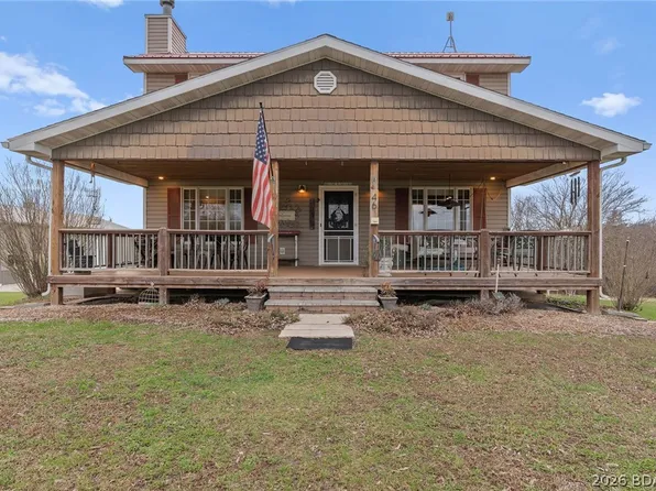 46 Devonshire Rd, Eugene, MO 65032