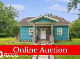 2200 Dehn St, Burlington, IA 52601
