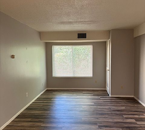 5th image of 1782 Gasche St #2