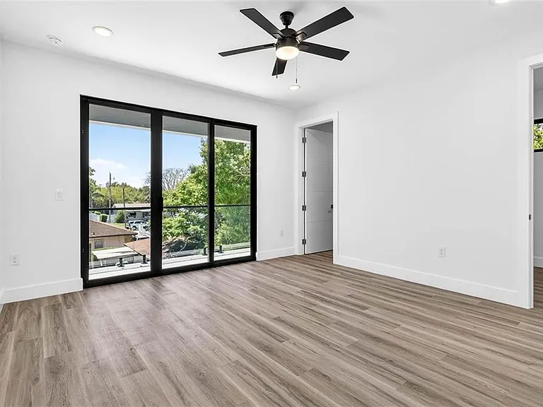 4426 W Euclid Ave — Photo 36