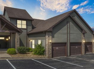 1281 Golf Dr UNIT 2-16, Reeds Spring, MO 65737