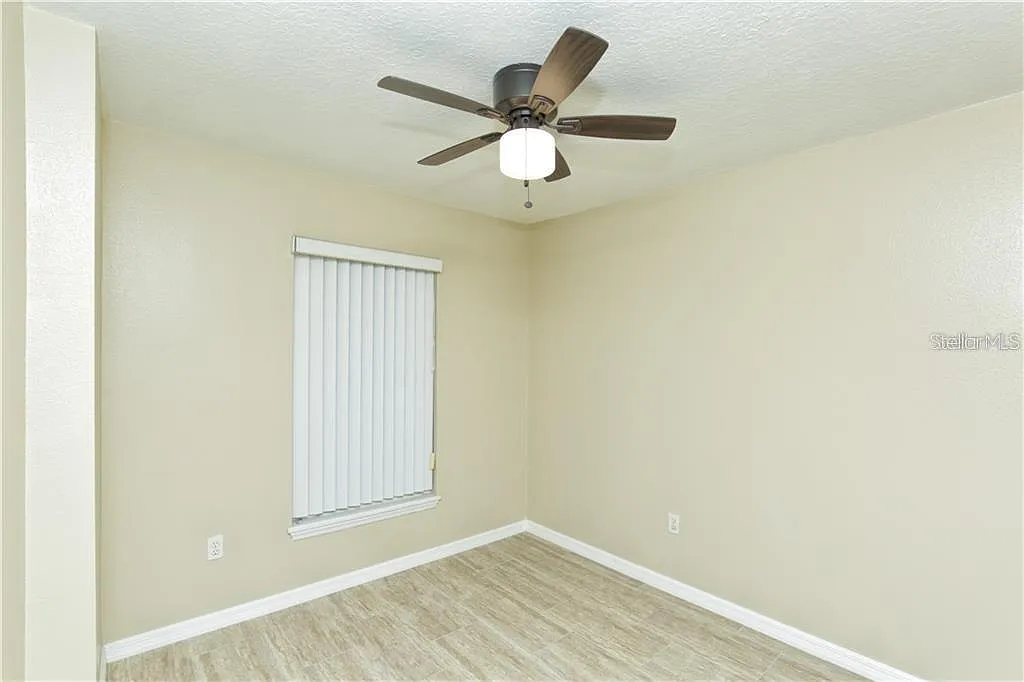 3 bed, 2.0 bath, 1222 sqft, $1,625 — Photo 3