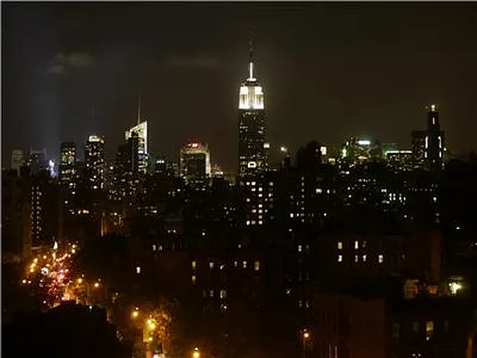 Sold by R New York | media 17
