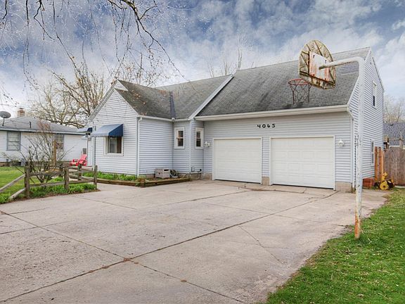 2nd image of 4065 Lester Dr NE