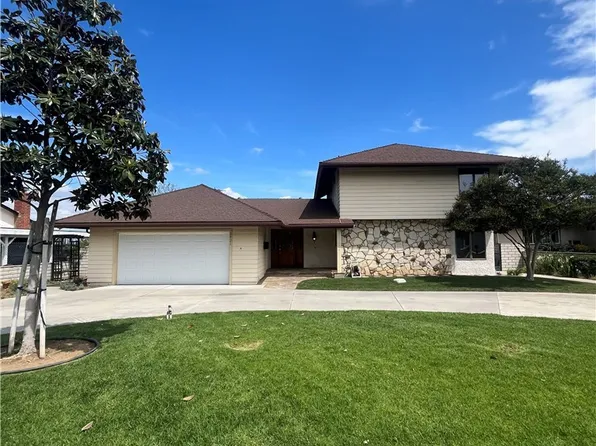 2021 Pine Crest Dr, Corona, CA 92882