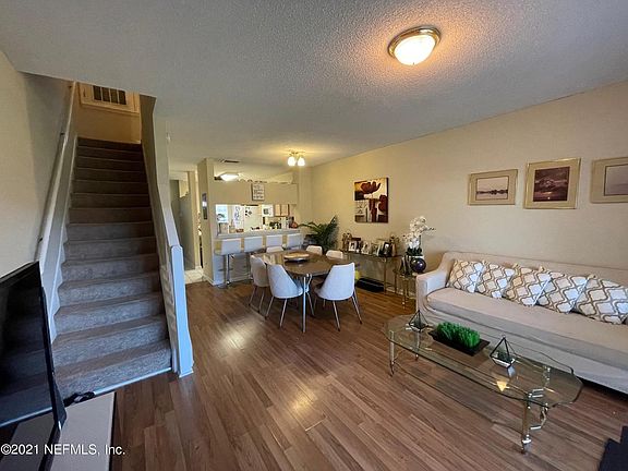 4th image of 12311 Kensington Lakes Dr Unit 2703