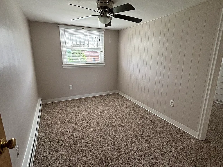 206 Barnard St — Photo 12