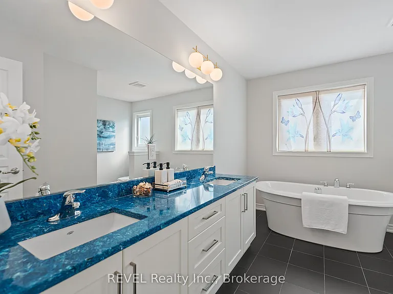 26 Crow St — Photo 18