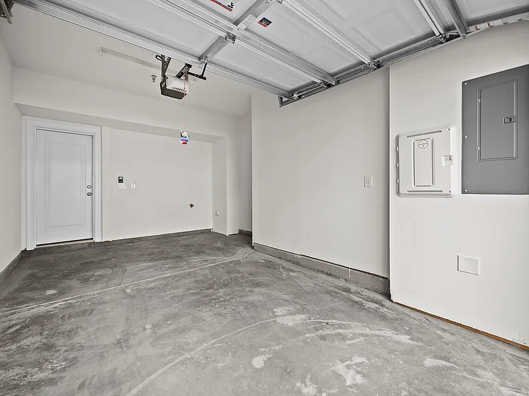 1233 S Blount St #201 — Photo 28