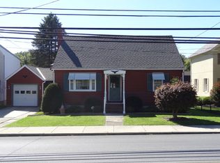 208 N Chestnut St, Bath, PA 18014