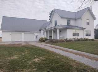 1497 Adams Ridge Rd, Defiance, OH 43512