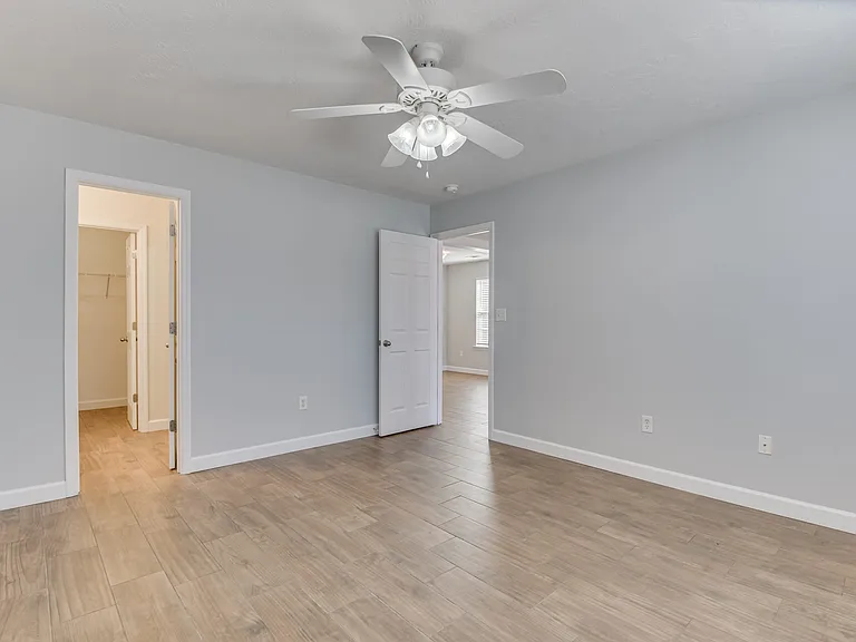 1609 Bradley Way — Photo 14