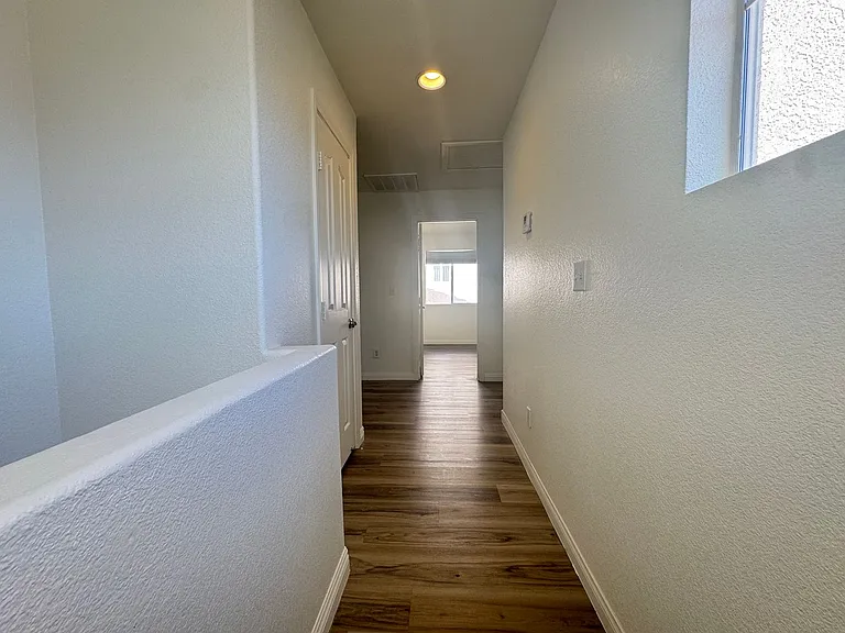 1078 Country Skies Ave — Photo 16