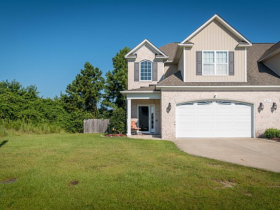 3rd image of 1836 Cambria Drive #A