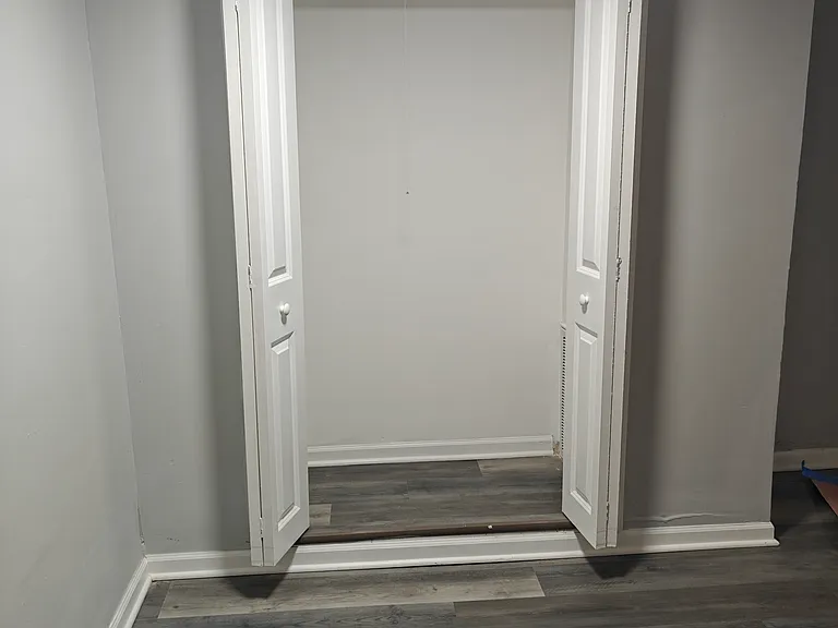 7405 S Princeton Ave #BASEMENT — Photo 3