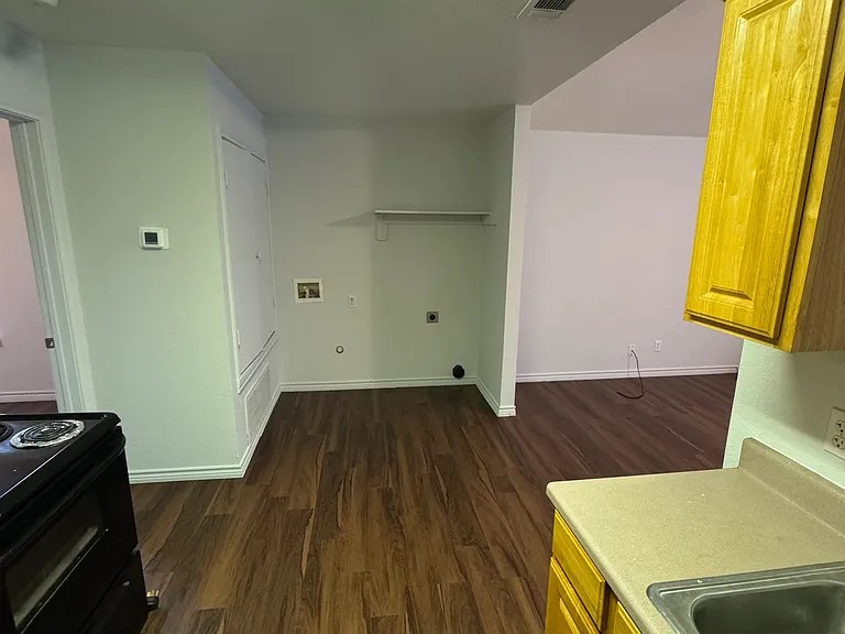 1104 S Terrace St #A — Photo 4