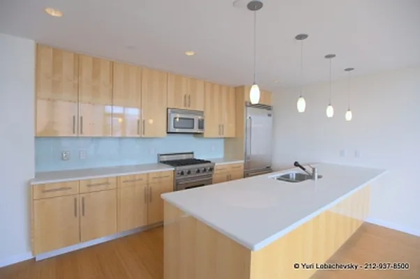 Rented by Citi Habitats | media 17