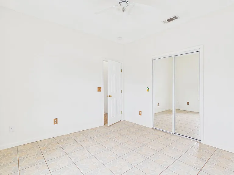 745 N Aldredge St #A — Photo 20