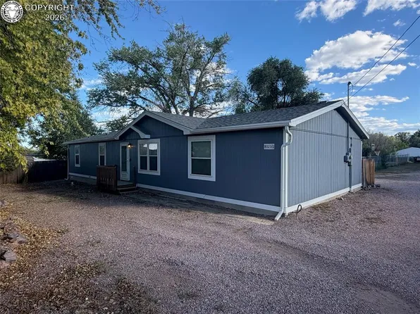 1832 1/2 Poplar Ave, Canon City, CO 81212