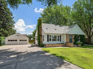 6939 Oakland Ave, Minneapolis, MN 55423