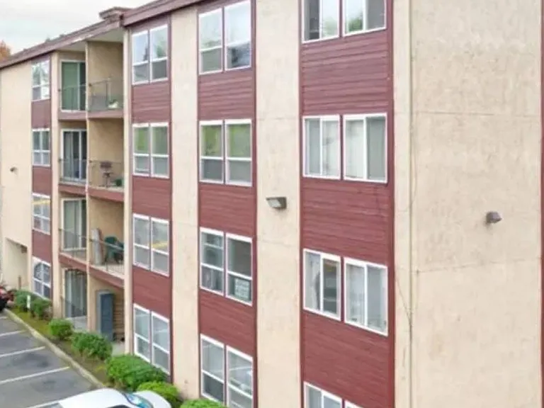 HIDDEN CREEK VILLAGE APTS — Photo 1