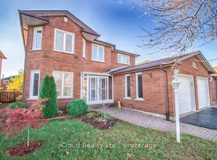 2667 Wynten Way, Oakville, ON L6J 6Z2