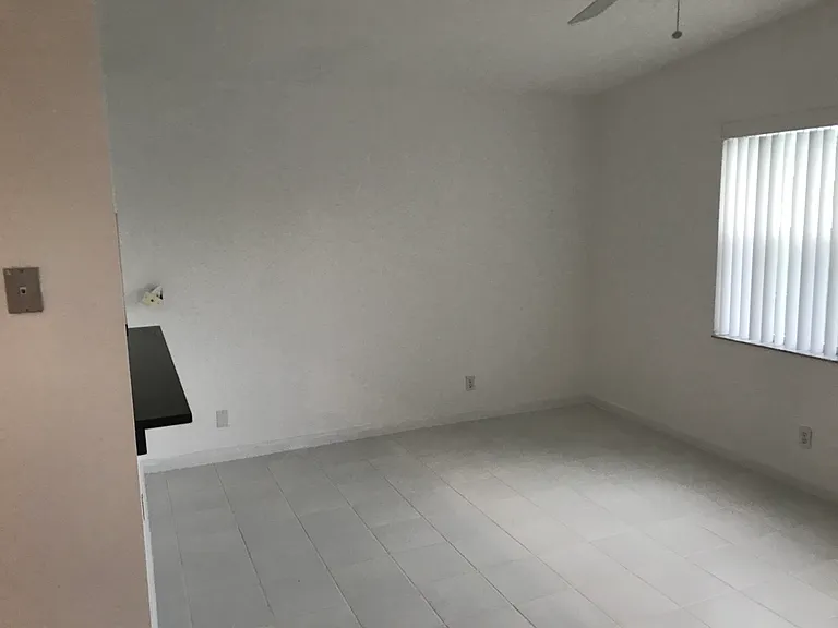 Summer Lake Dr — Photo 5