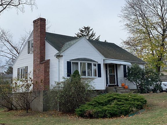 3rd image of 15 Banks Ave