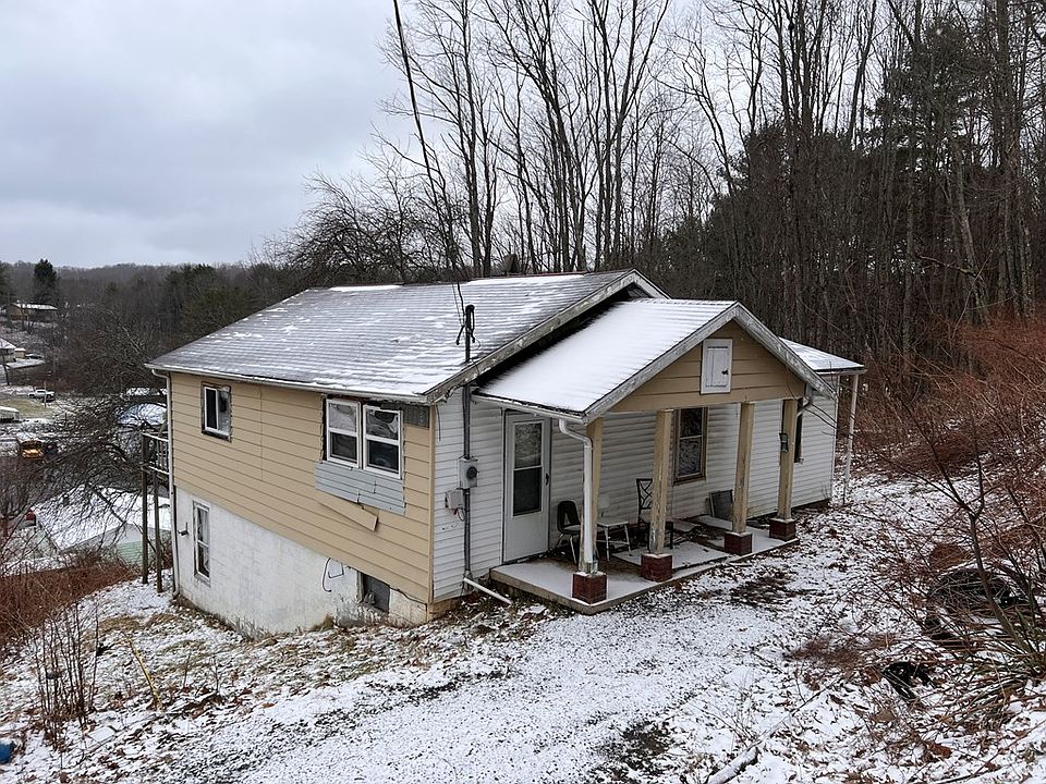 2nd image of 129 Maple Ave