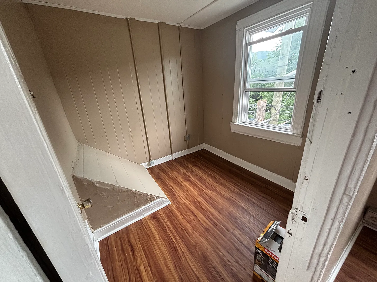 3 bed, $1,900 — Photo 2