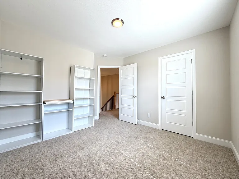 2662 Scott Dr — Photo 24