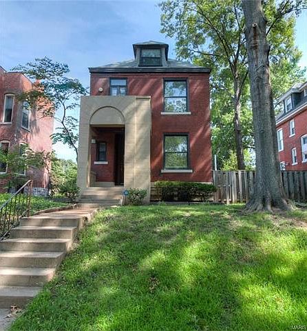 1st image of 4355 Laclede Ave #A