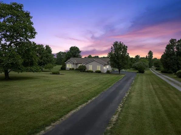 700 W Pekin Rd, Lebanon, OH 45036