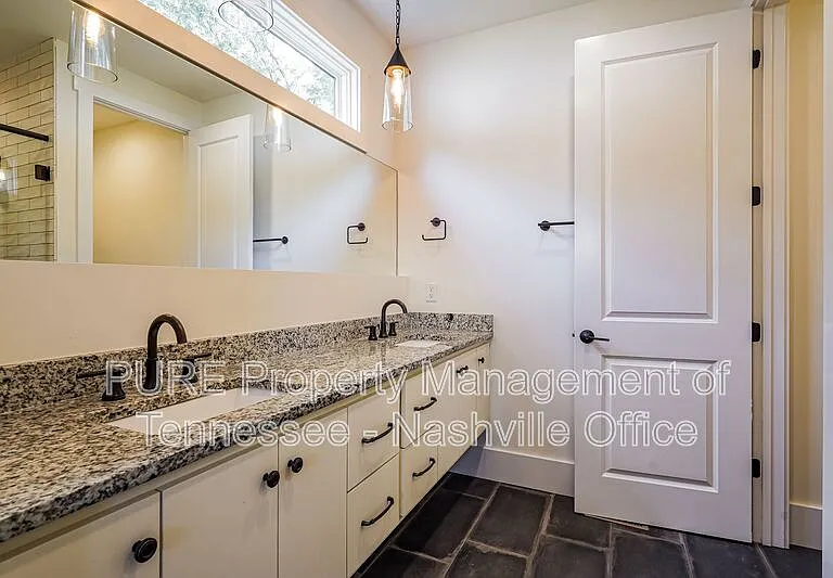 1405 Kirkland Ave — Photo 13