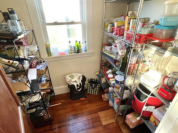 5th image of 151 Forest Hills St #3