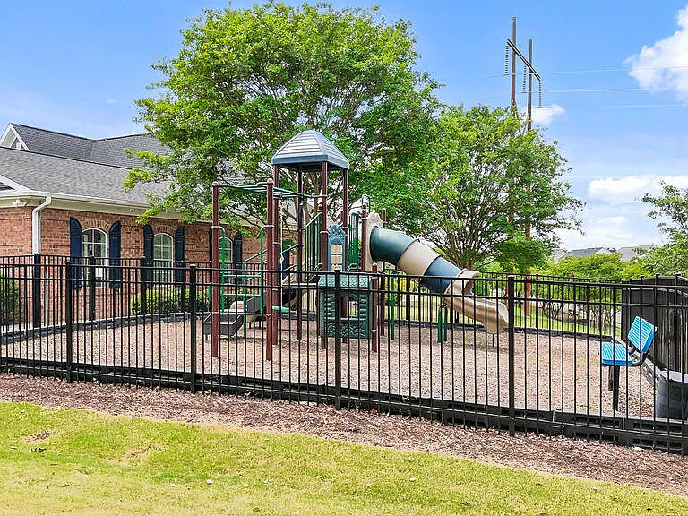 2120 Junewood Ln — Photo 38