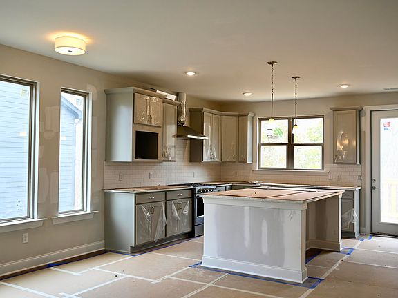 2nd image of 7164 Mercedes Ln