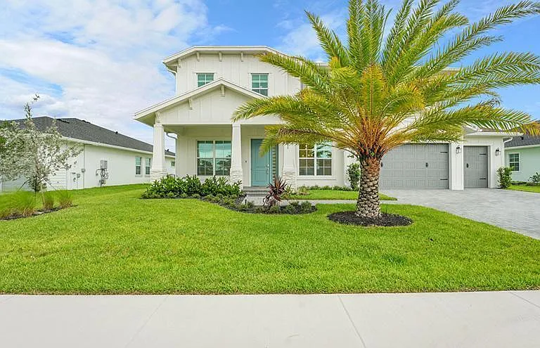 601 Hookline Cir — Photo 1