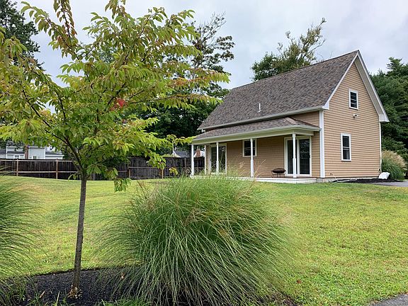 Good size back (pond side) yard and side yard area is professionally maintained weekly.