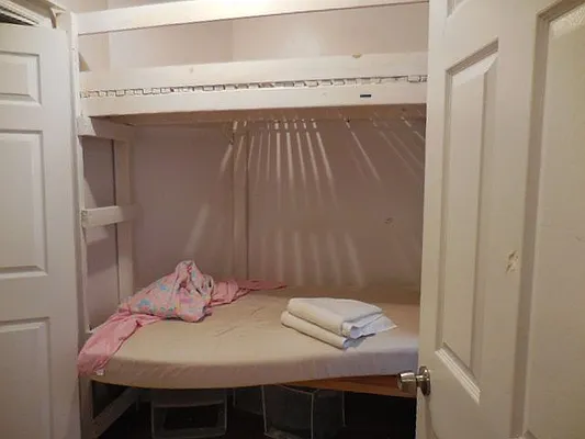 Rented by Aimee Grodanz, LREB | media 1