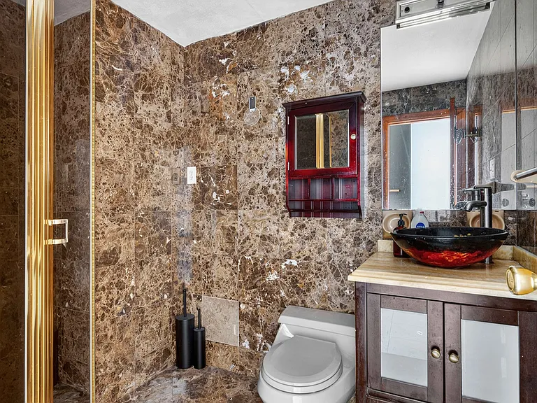 353 Smith St #1 — Photo 7