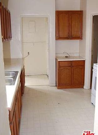 5th image of 4238 W 58th Pl