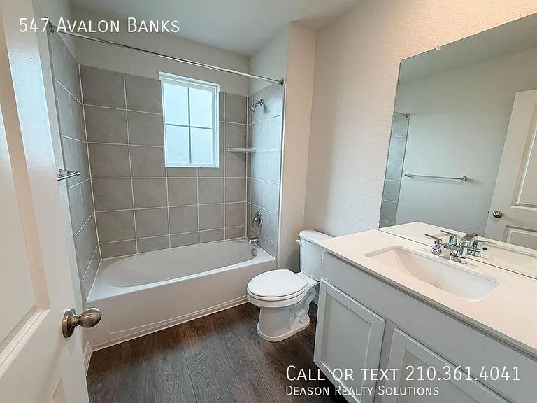 547 Avalon Banks — Photo 23