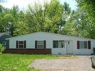 4747 E Livingston Ave photo 1
