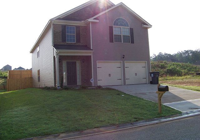 1st image of 515 Lory Lane